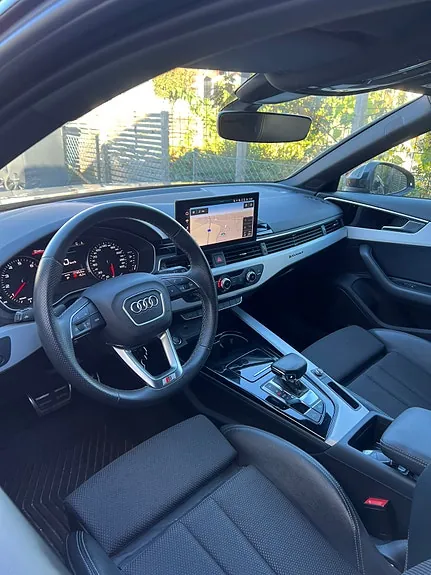 Audi A4 2023 photo 4