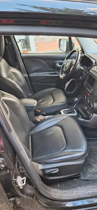 Jeep Renegade 2016 photo 4