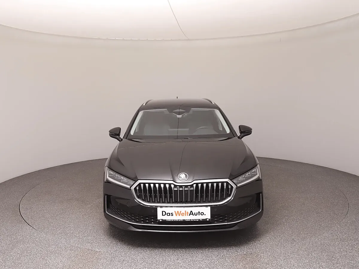 Skoda Superb 2025 photo 3