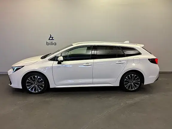 Toyota Corolla 2023 photo 3