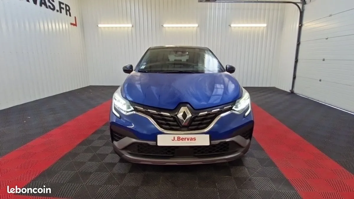 Renault Captur 2022 photo 2