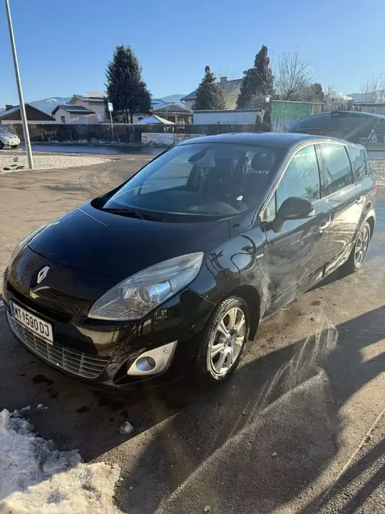 Renault Mégane 2011 photo 3