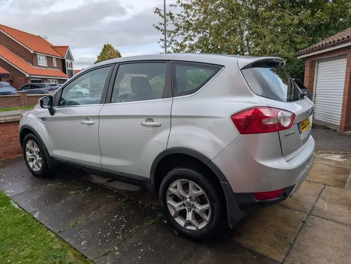Ford Kuga 2009 photo 4