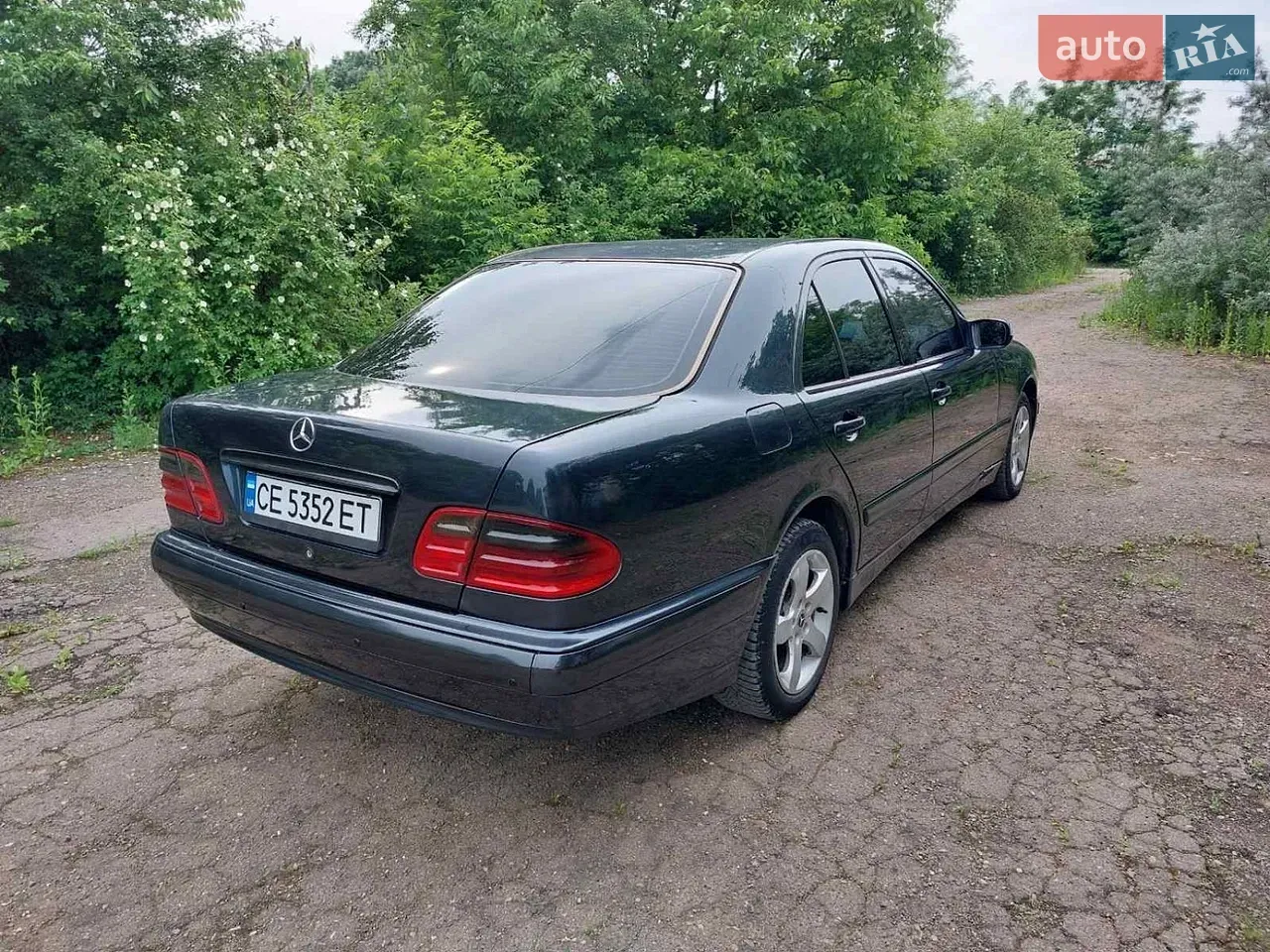 Mercedes-Benz E-Class 2000 photo 4