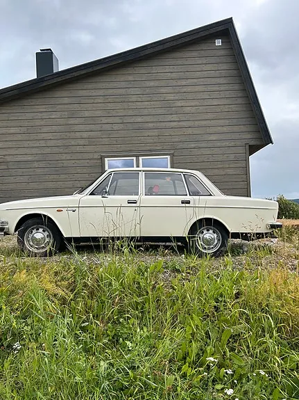 Volvo 144 1972 photo 2