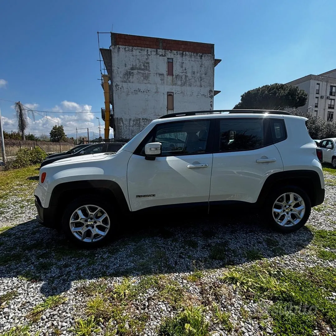 Jeep Renegade 2015 photo 4