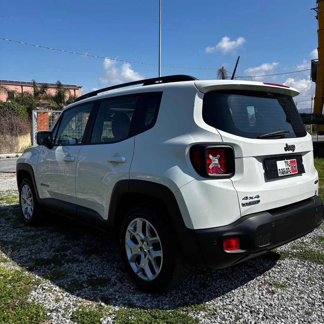 Jeep Renegade 2015 photo 5