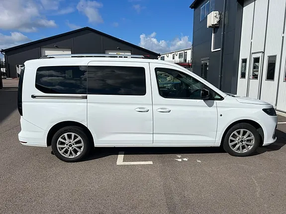 Ford Grand Tourneo Connect 2023 photo 4