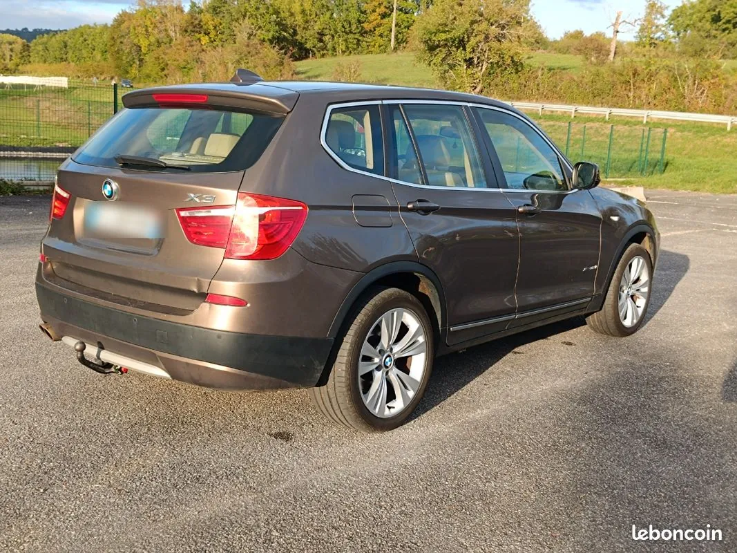 BMW X3 2011 photo 2