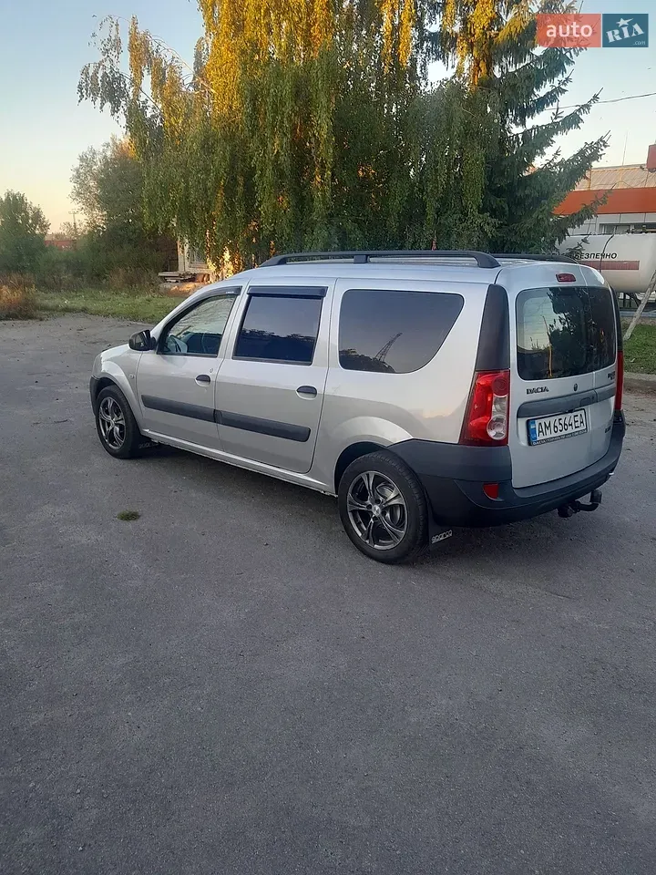 Dacia Logan 2008 photo 3