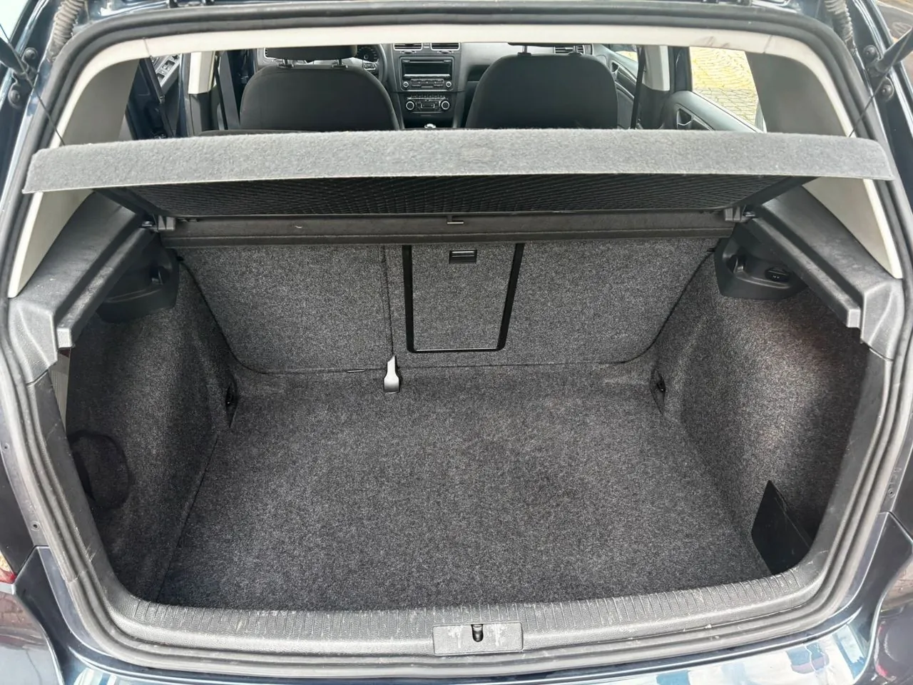 Volkswagen Golf 2012 photo 4