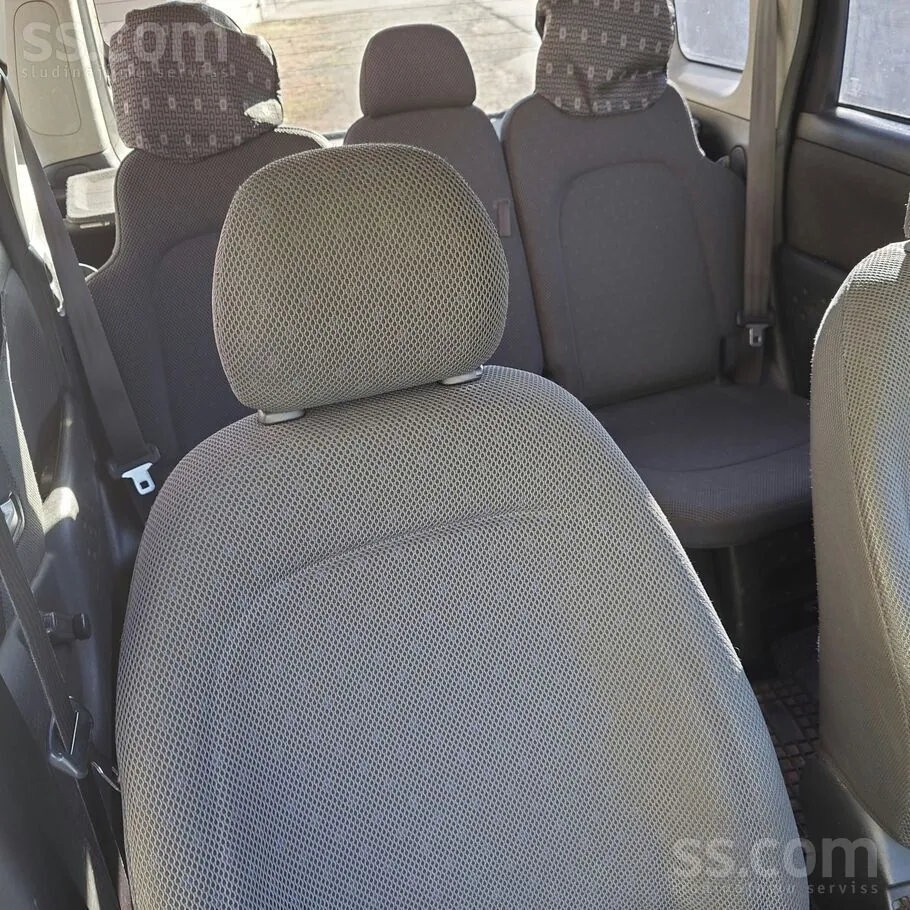 Toyota Yaris 2003 photo 4