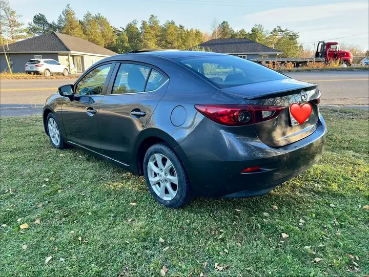 Mazda 3 2014 photo 3
