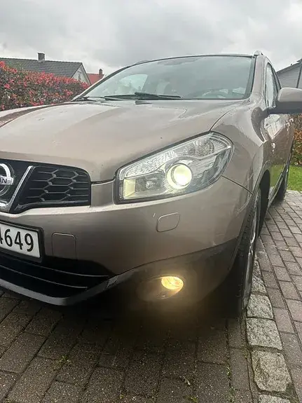 Nissan Qashqai 2011 photo 2