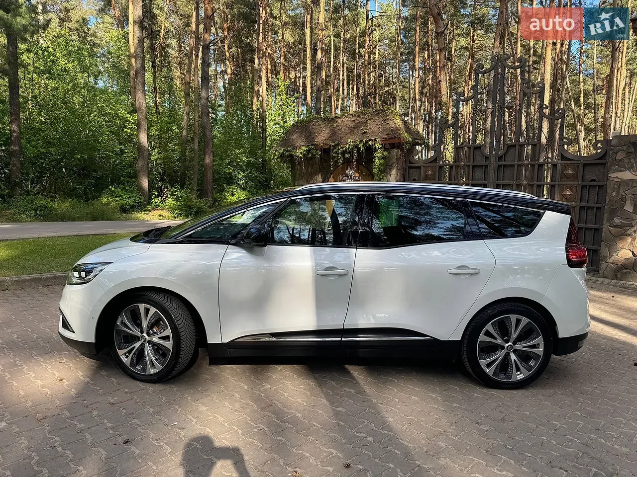 Renault Grand Scenic 2017 photo 4