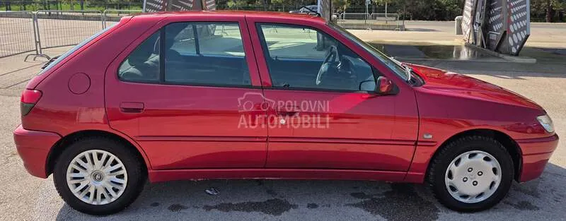 Peugeot 306 2000 photo 2