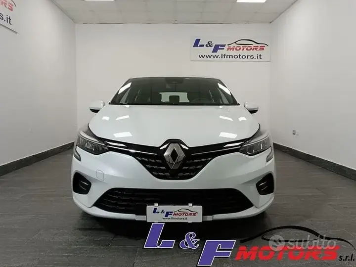 Renault Clio 2022 photo 3