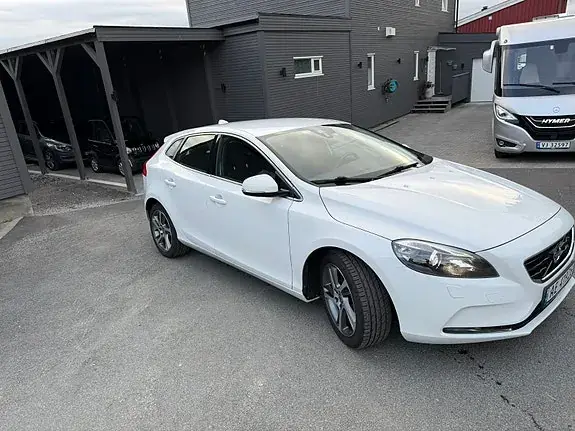 Volvo V40 2015 photo 3