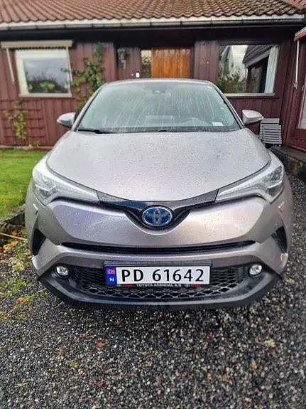Toyota C-Hr 2017 photo 4