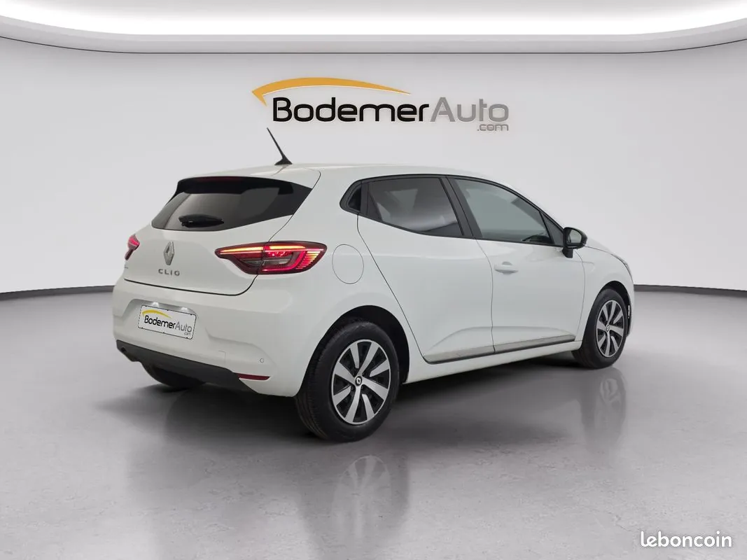 Renault Clio 2023 photo 5
