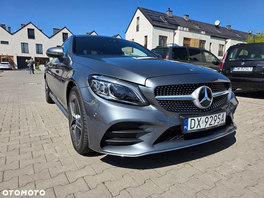 Mercedes-Benz C-Class 2019 photo 4