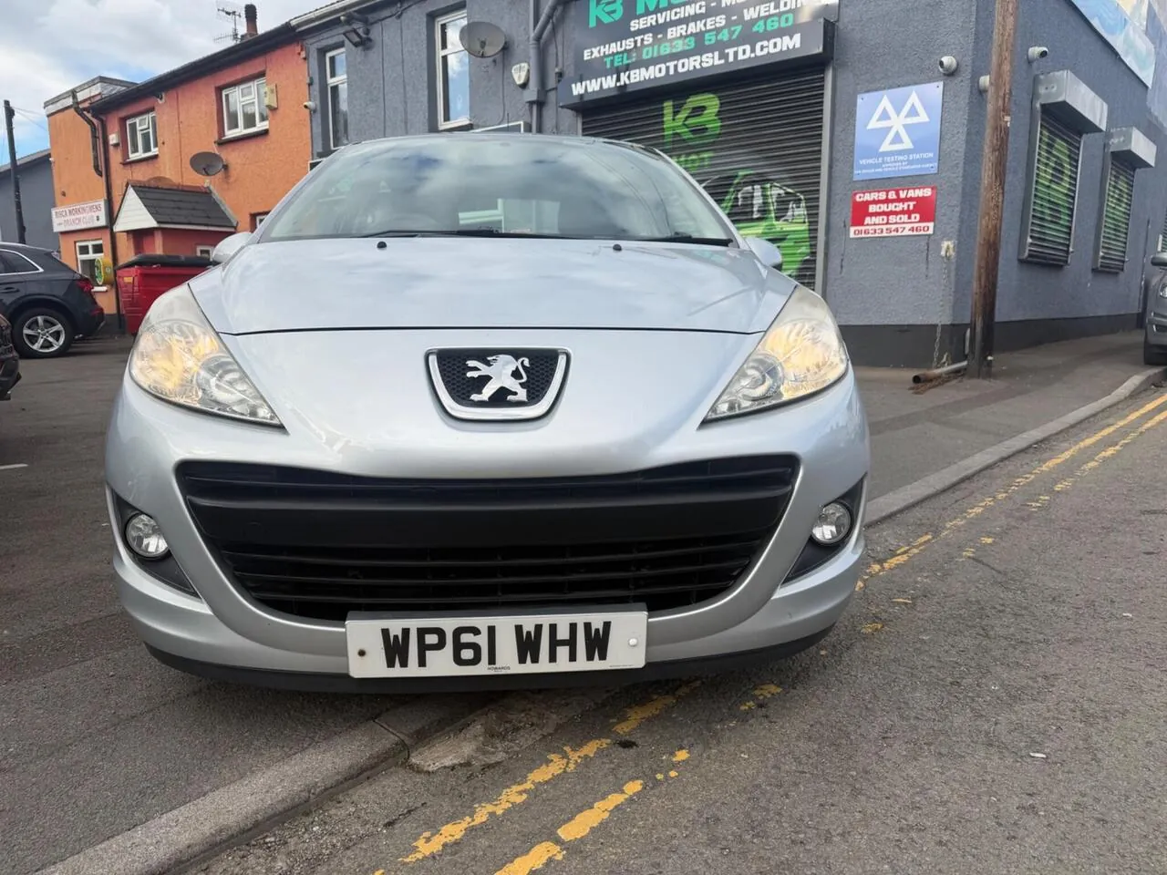 Peugeot 207 2012 photo 2