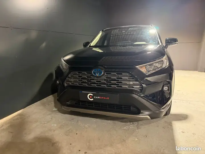 Toyota Rav4 2023 photo 2