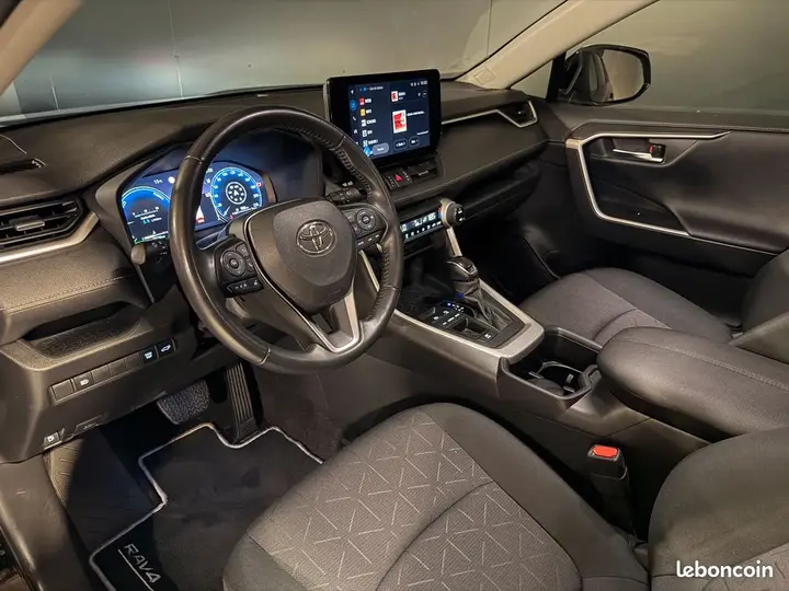 Toyota Rav4 2023 photo 5