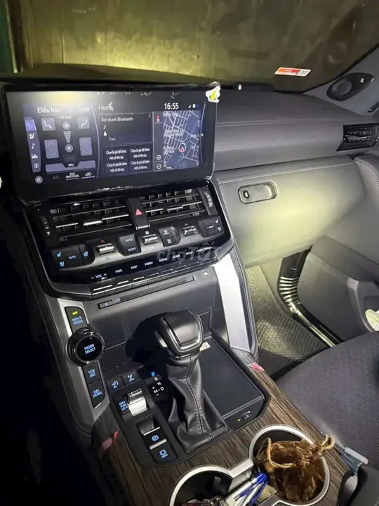 Toyota Land Cruiser 2024 photo 5