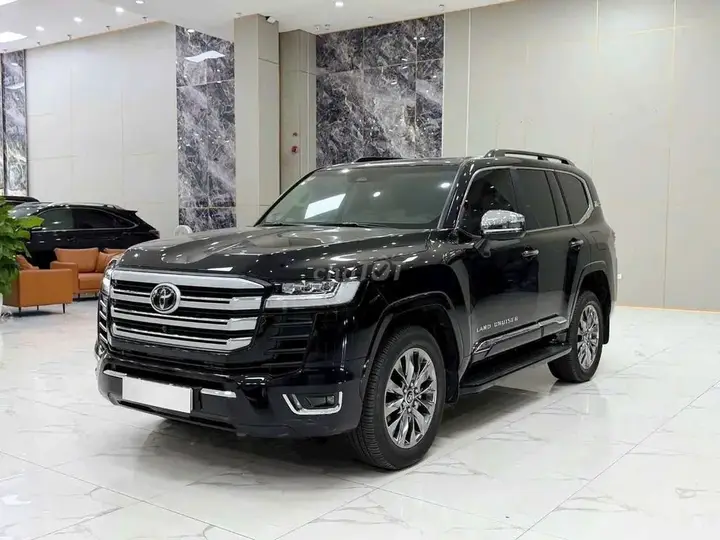 Toyota Land Cruiser 2024 photo 2
