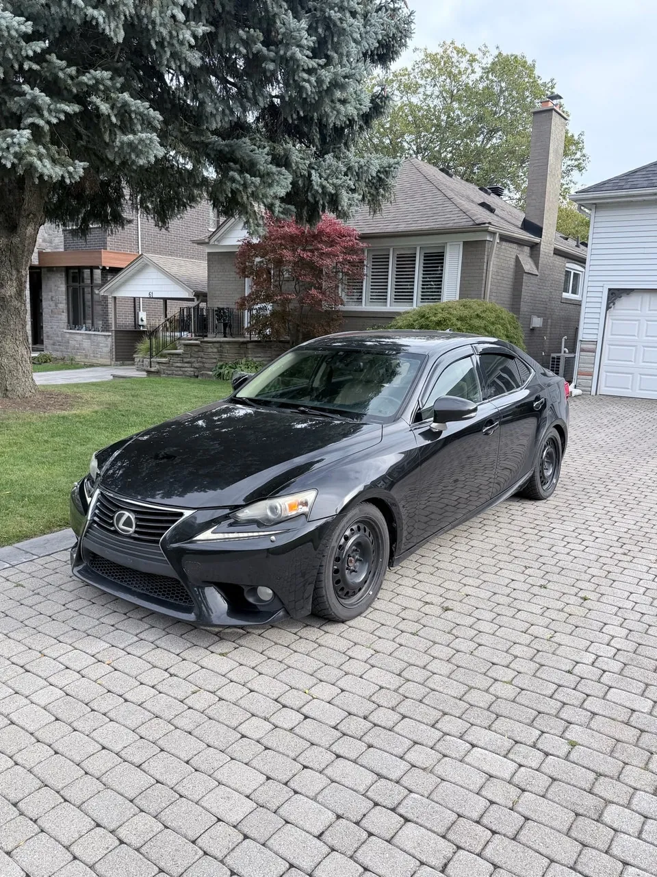 Lexus Is 2014 photo 2