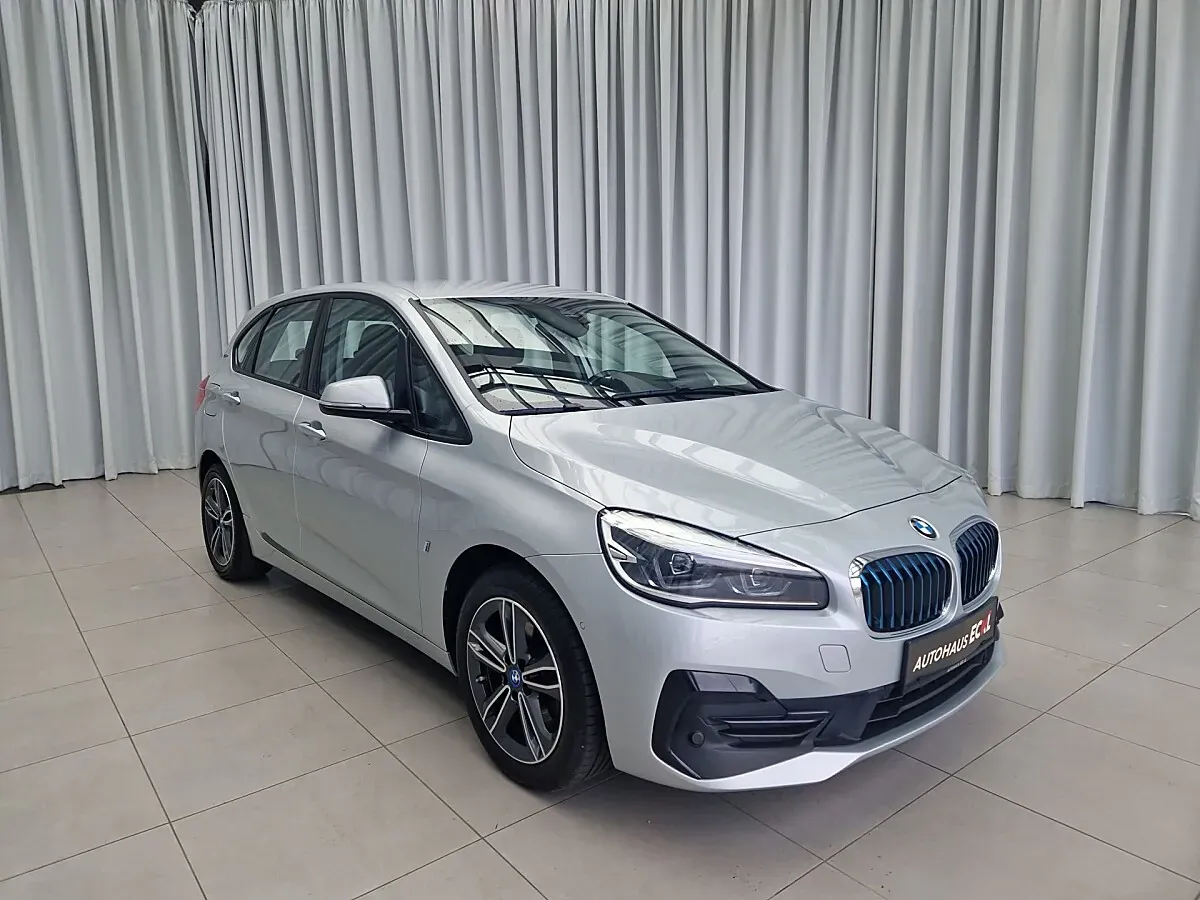 BMW 2 Series 2021 photo 3