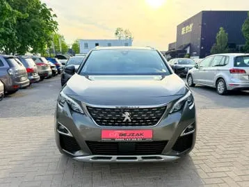 Peugeot 5008 2020 photo 2
