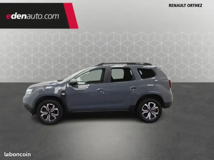 Dacia Duster 2023 photo 2
