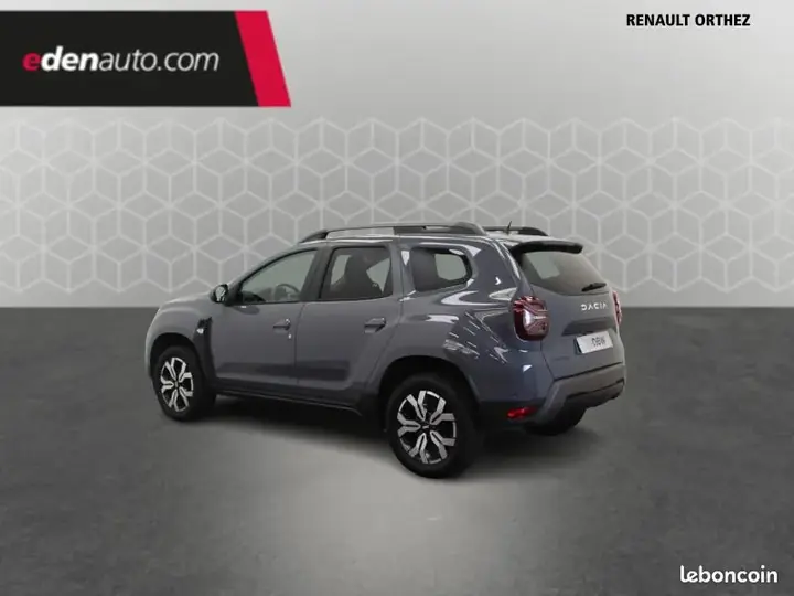 Dacia Duster 2023 photo 3