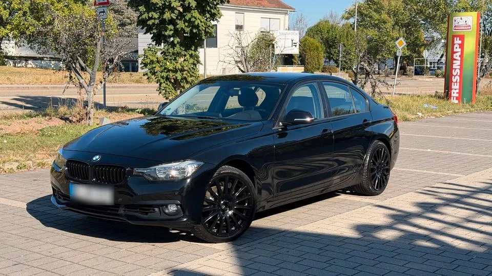 BMW 320I