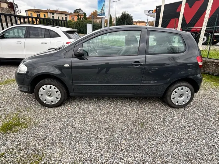 Volkswagen Fox 2008 photo 5