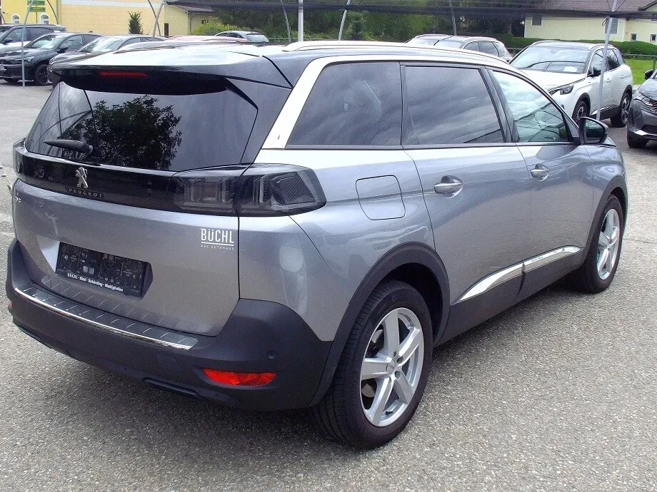 Peugeot 5008 2022 photo 3