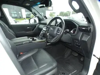Toyota Land Cruiser 2023 photo 3