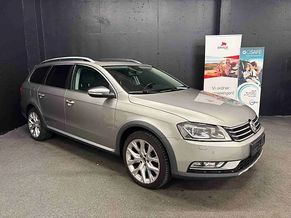 Volkswagen Passat Alltrack 2012 photo 2