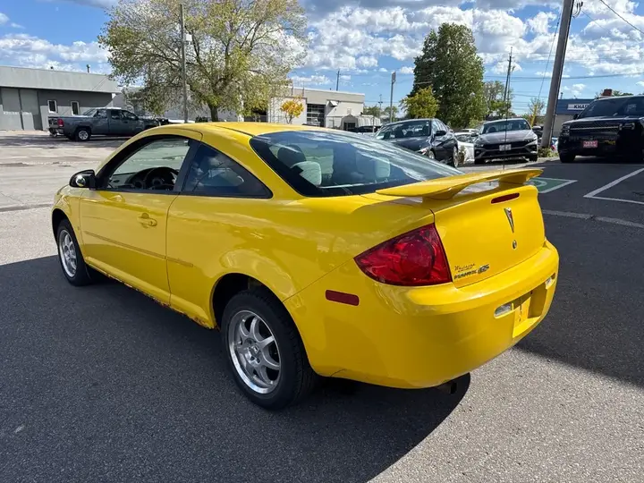 Pontiac G5 2008 photo 3