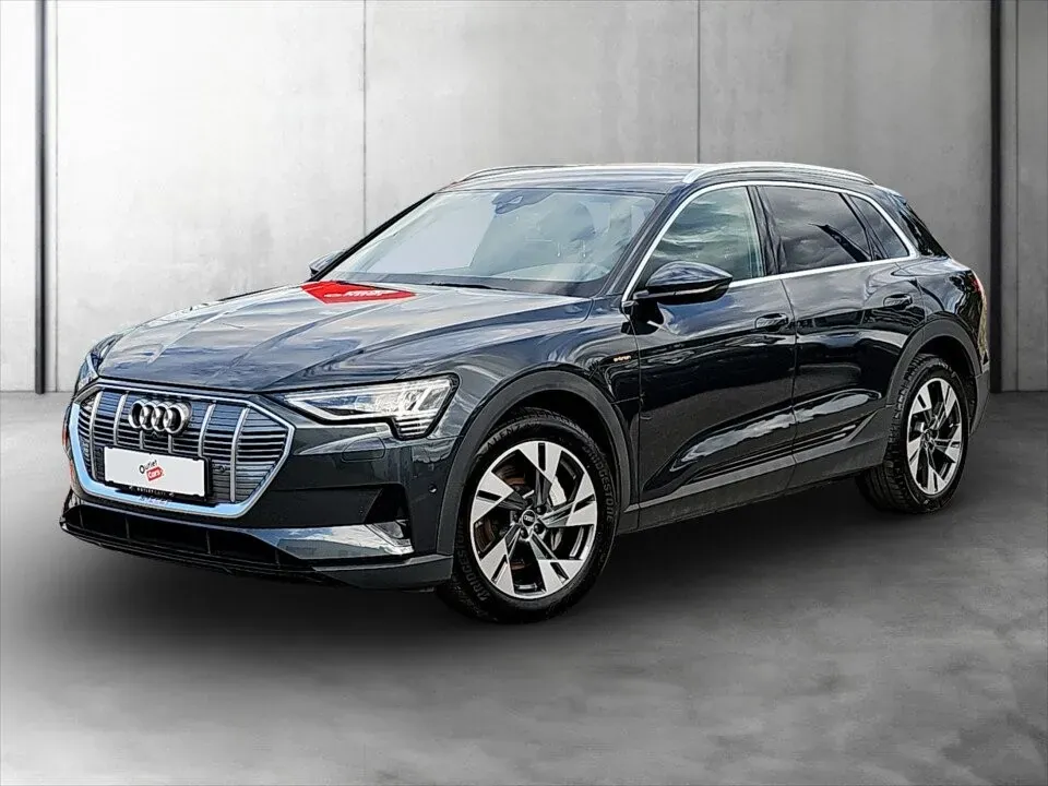 Audi E-Tron 2021 photo 2
