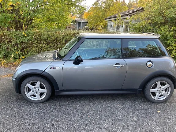 Mini Cooper S 2004 photo 2