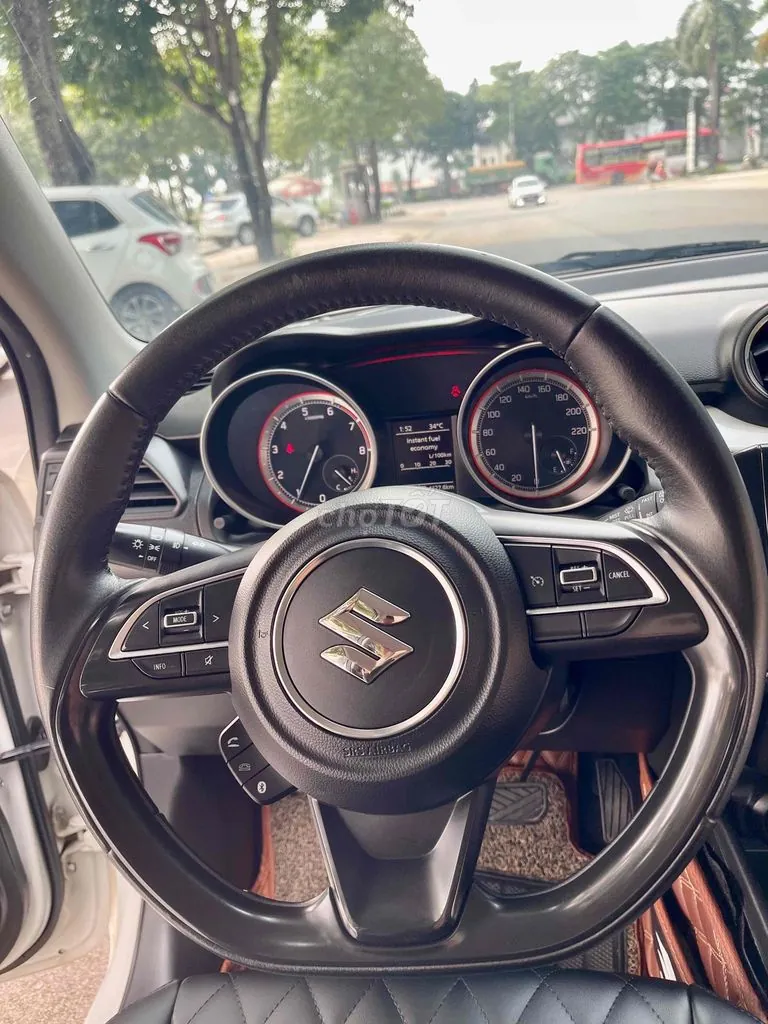 Suzuki Swift 2019 photo 5