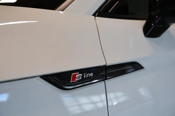 Audi A5 2018 photo 4