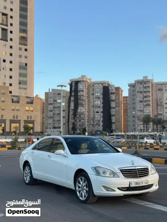 Mercedes-Benz S-Class 2009 photo 4