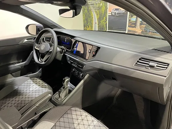 Volkswagen T-Roc 2026 photo 4