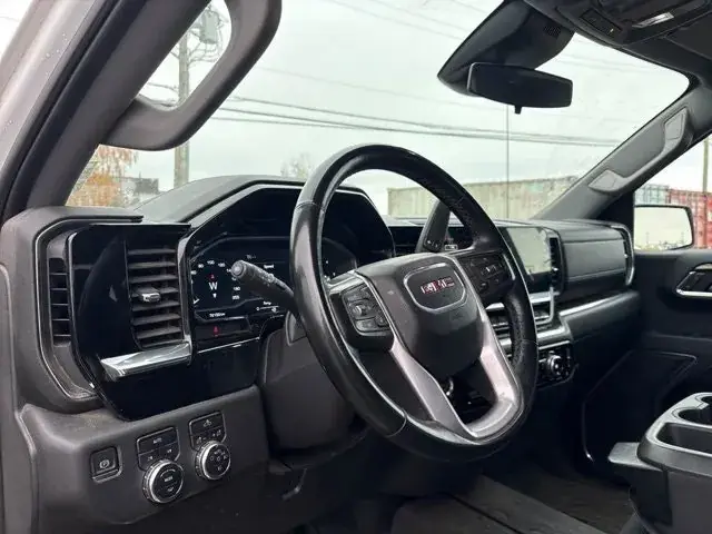 GMC Sierra 1500 2023 photo 2