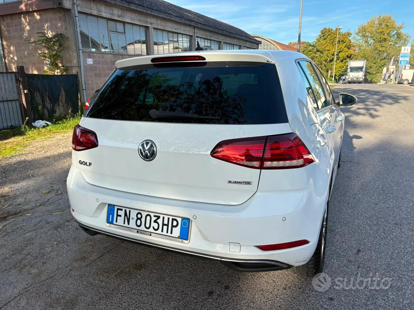 Volkswagen Golf 2018 photo 2