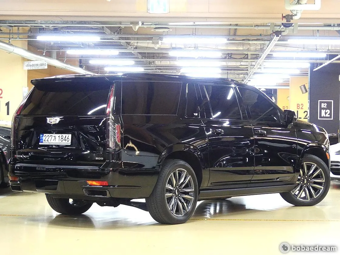 Cadillac Escalade 2023 photo 3